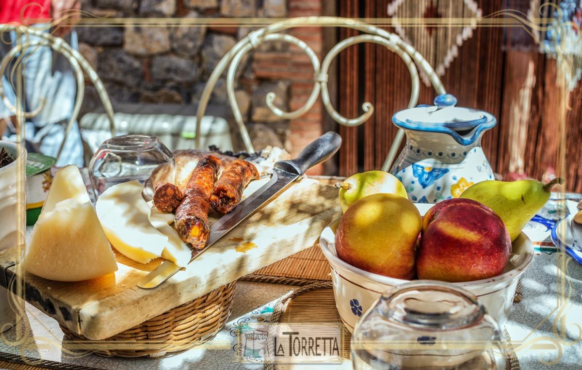 La colazione di B&B LA TORRETTA