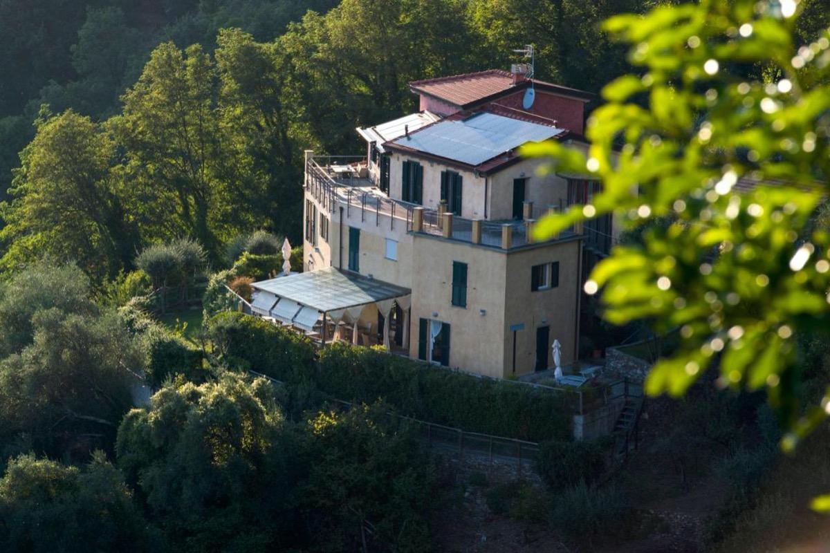 Villa Paggi country house, vista complessiva dall'alto