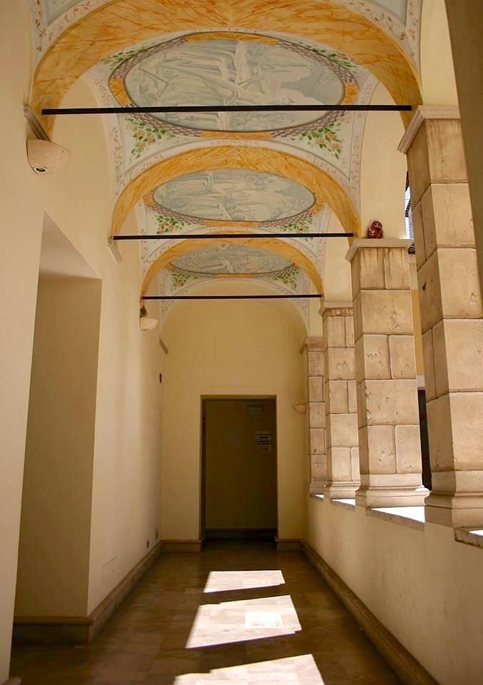PORTICO INTERNO