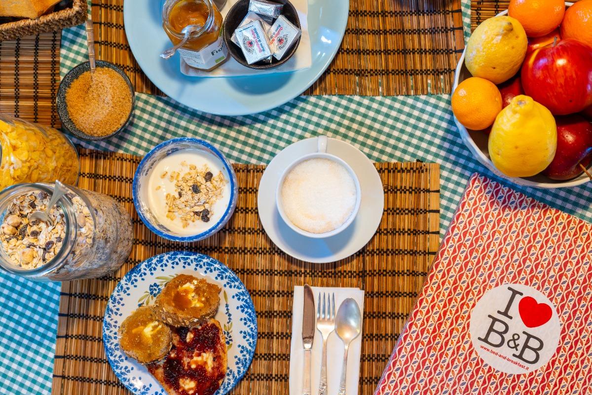 La colazione di DOWNTOWN B&B