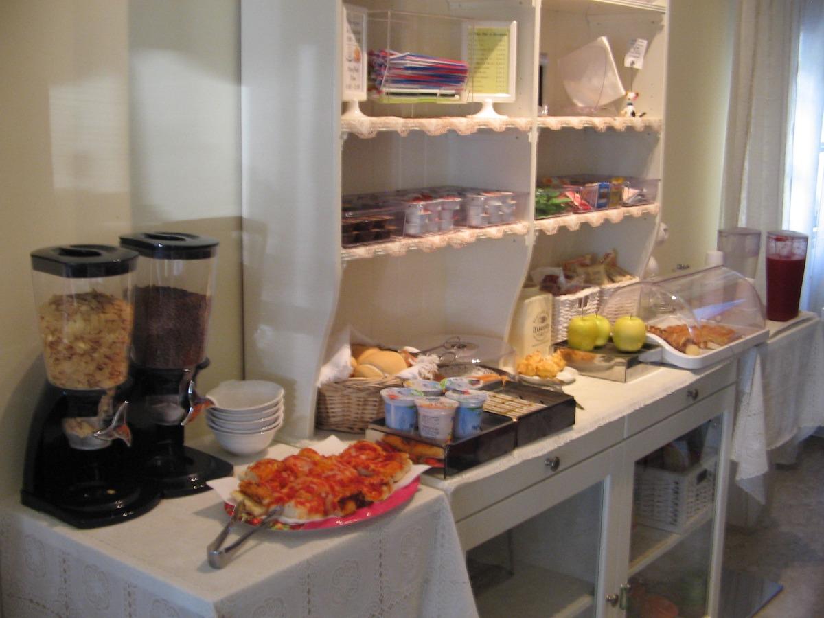 La colazione di B&B VILLA LAUDA