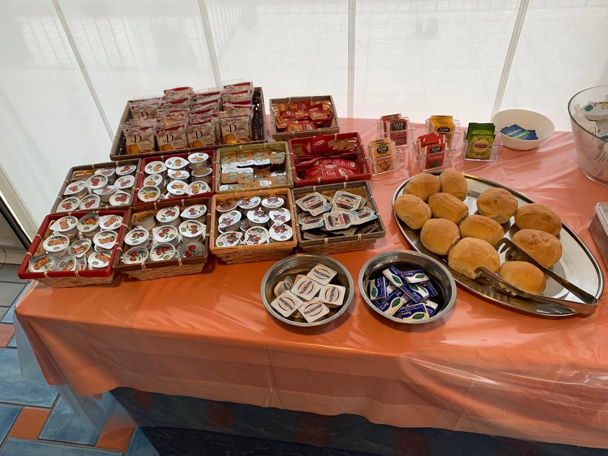 La colazione di B&B ALBERGO RIVIERA