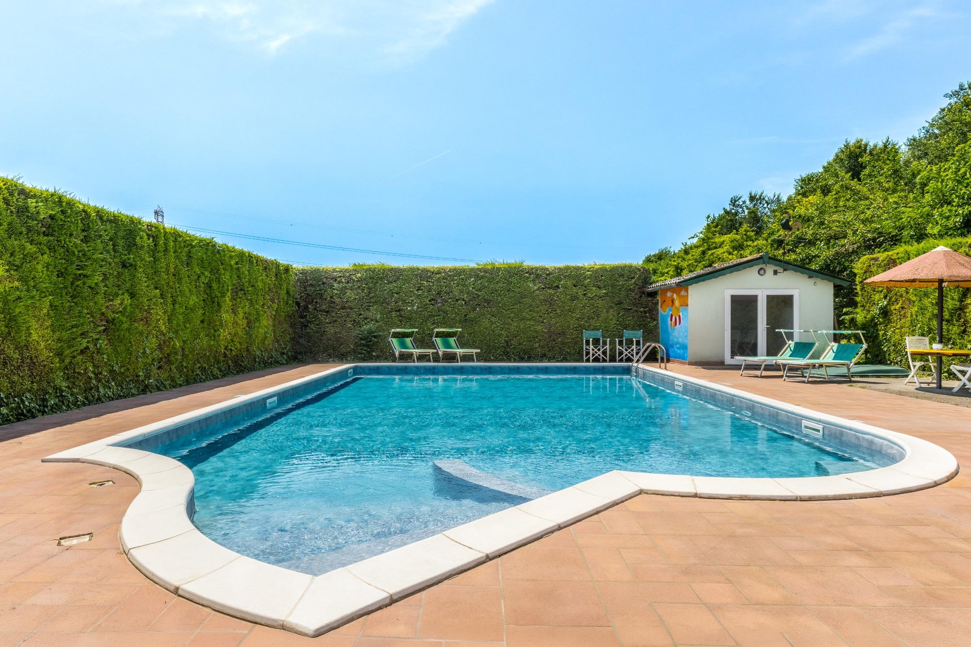 Piscina estiva