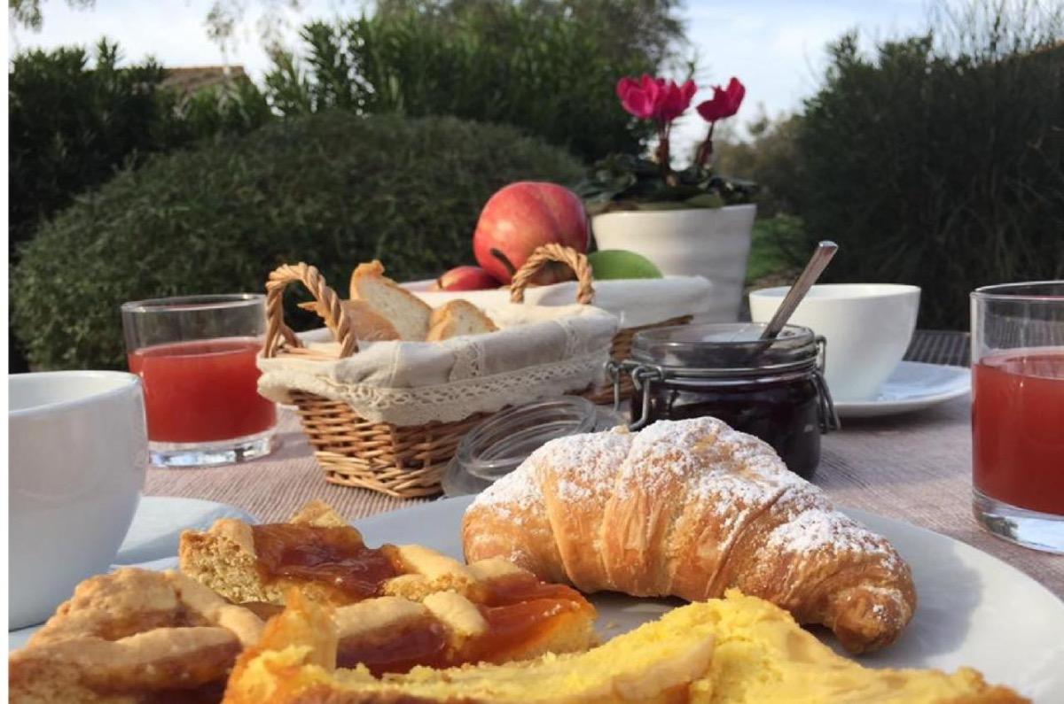 La colazione di B&B LE CASCATELLE