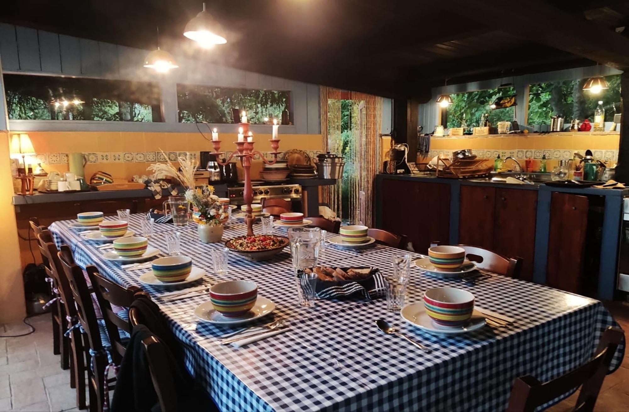 la cucina condivisa per le tende