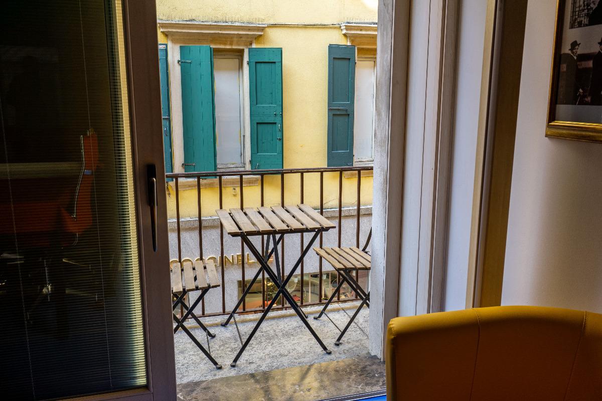 APPARTAMENTO EST POGGIOLO