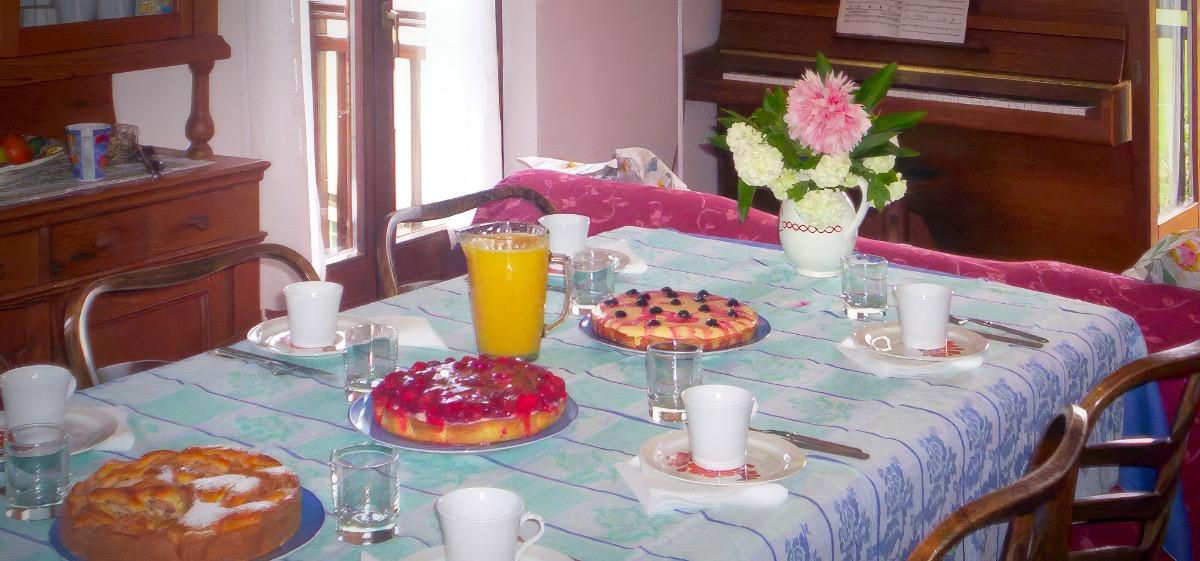 La colazione di B&B APARTMENT LA GIOCONDA