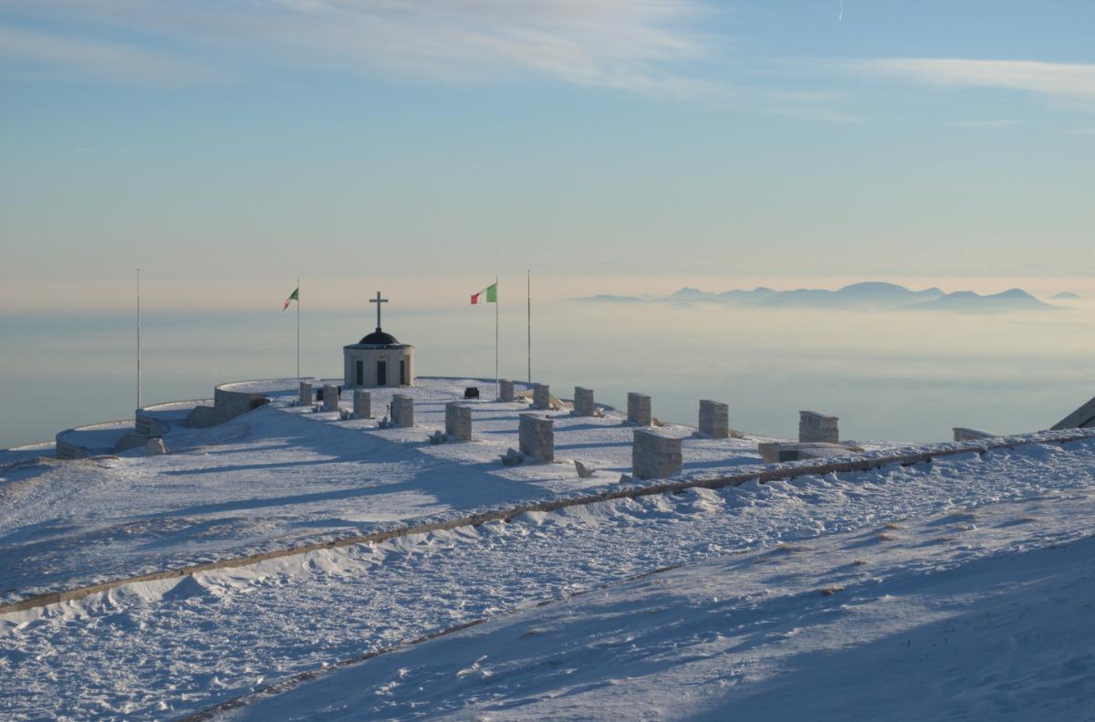 Splendida vista dalla cima del Monte Grappa