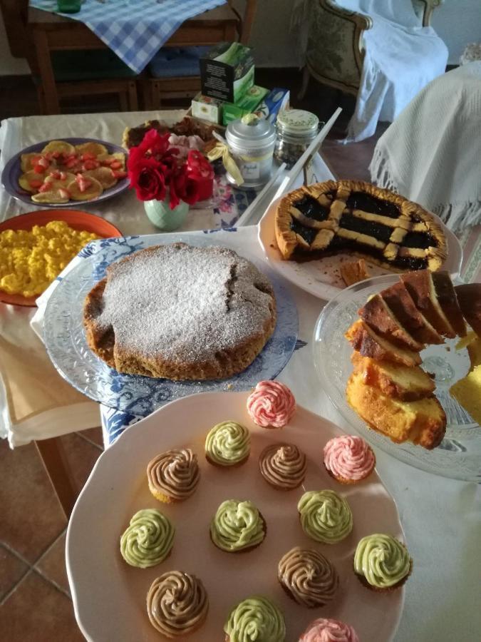 La colazione di LA FATTORIA DEL BOSCHETTO
