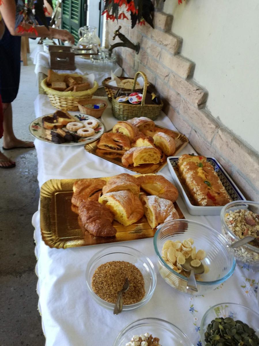 La colazione di CASA CANTE LA GARBATINA