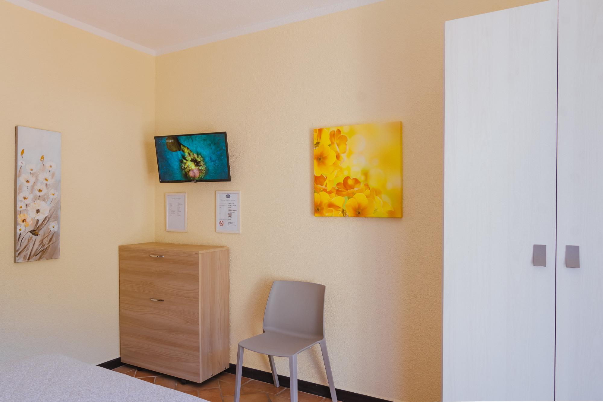 camera familiare bb vignola levanto, arredo interno