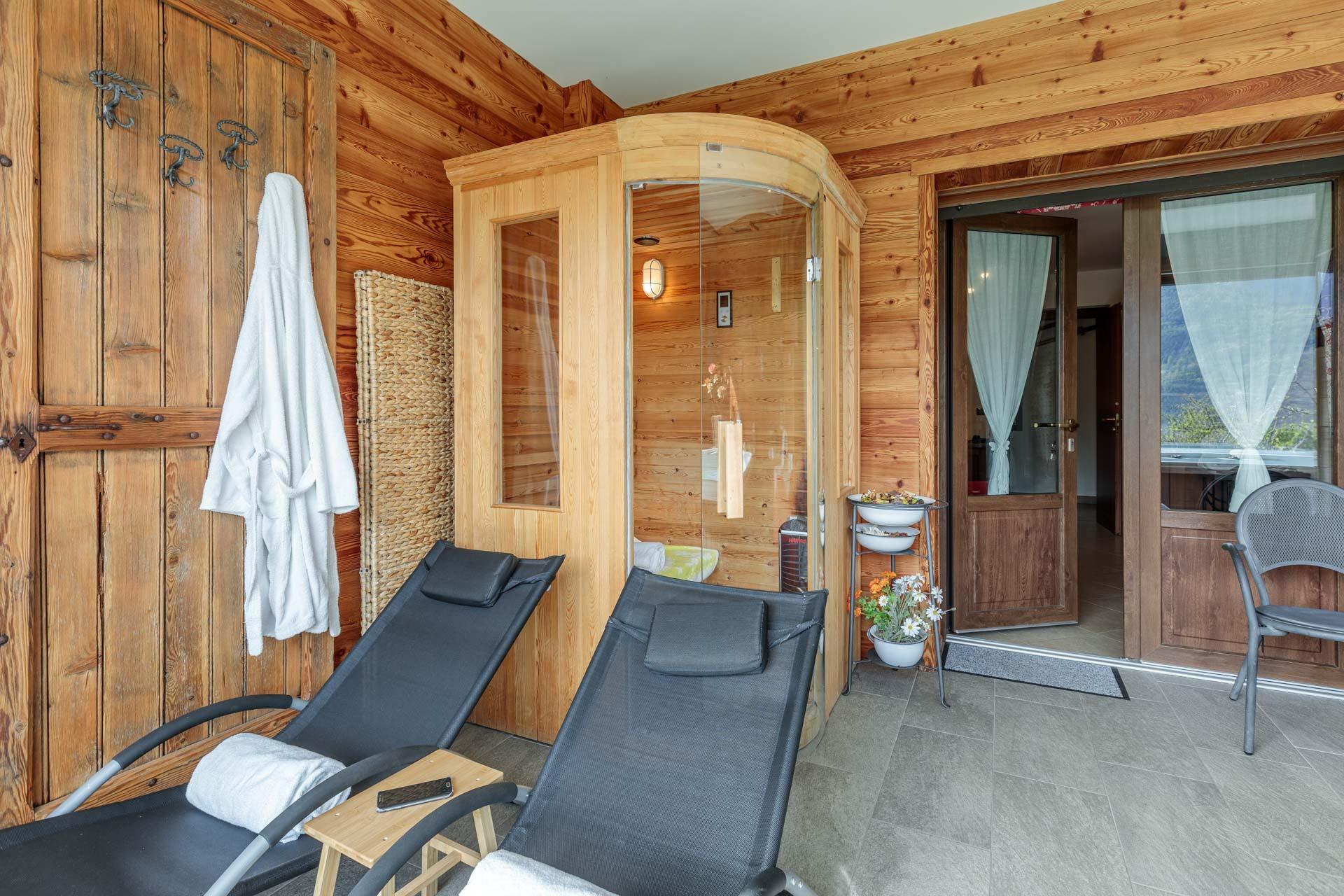 camera con sauna e vasca idromassaggio