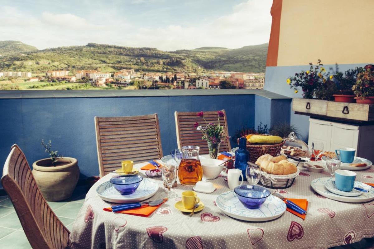 La colazione di B&B BLU BOSA