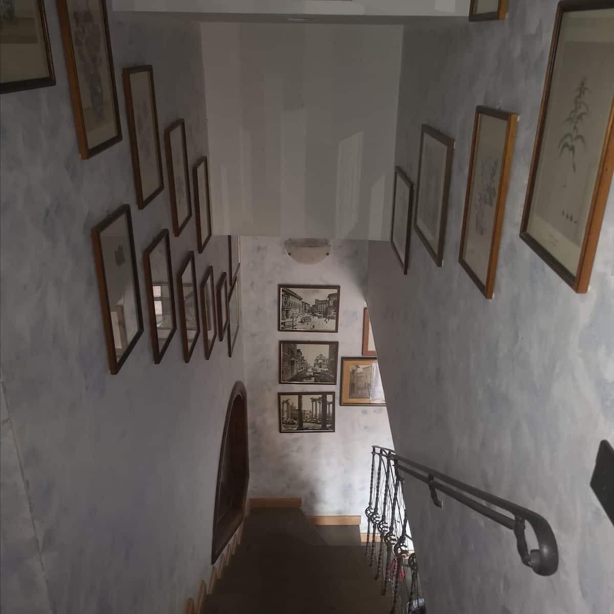 B&B Ai Glicini Castelli Romani - scala interna