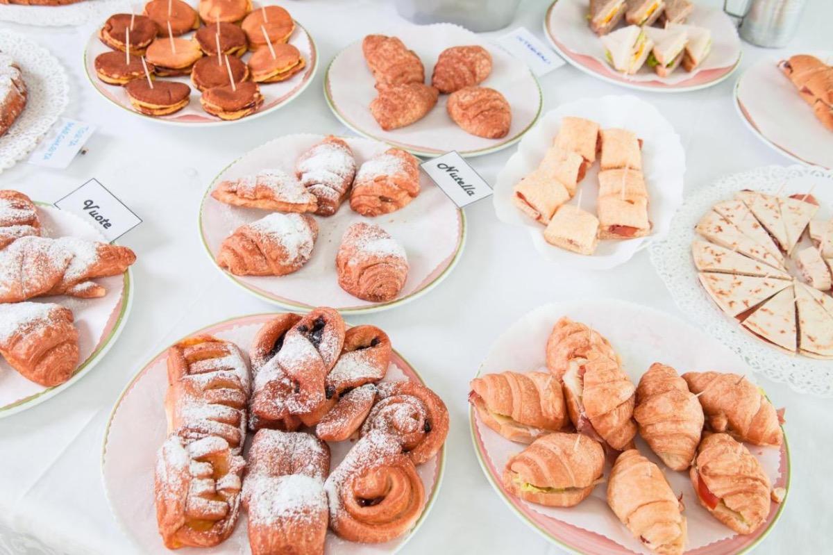 La colazione di HOTEL GEMINUS B&B