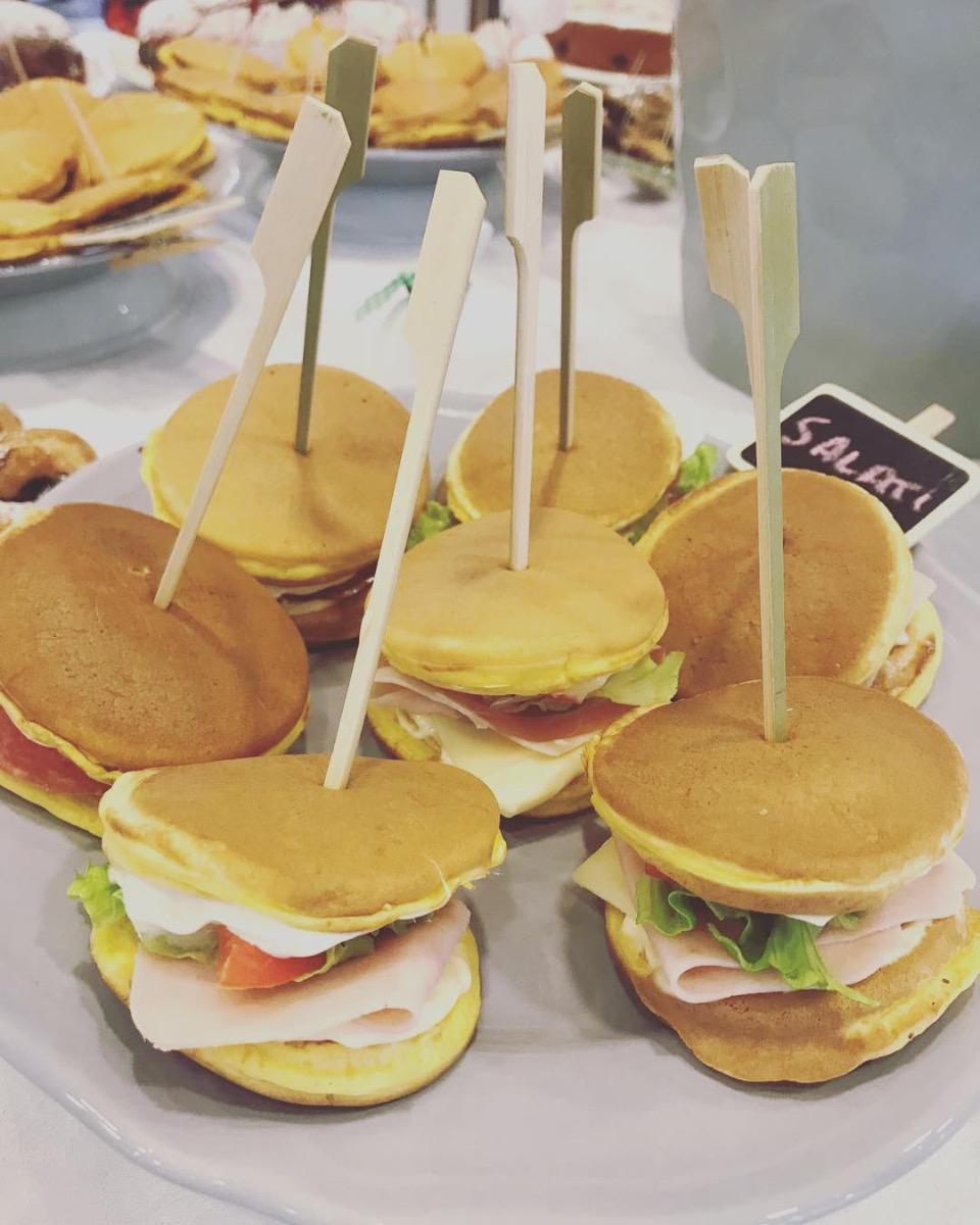 La colazione di HOTEL GEMINUS B&B