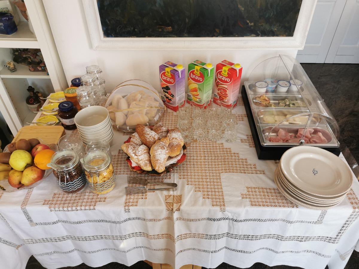 La colazione di LE FIABE