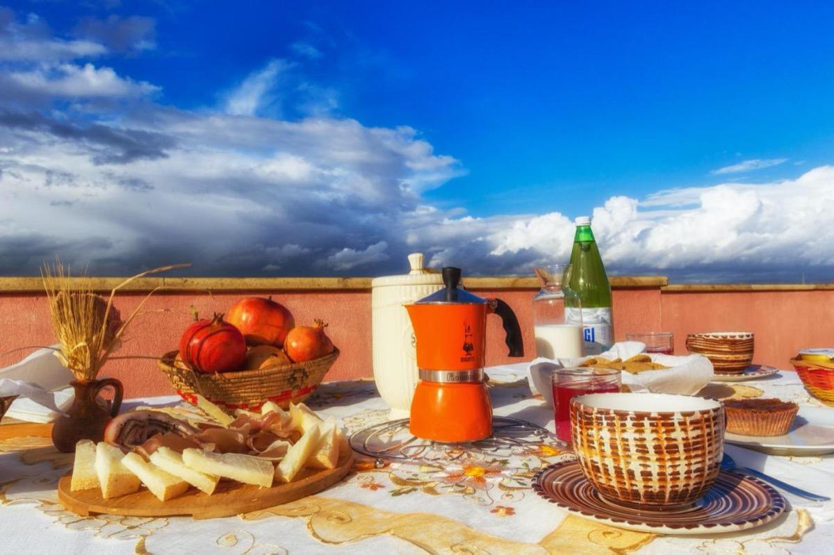 La colazione di B&B SU CONNOTU