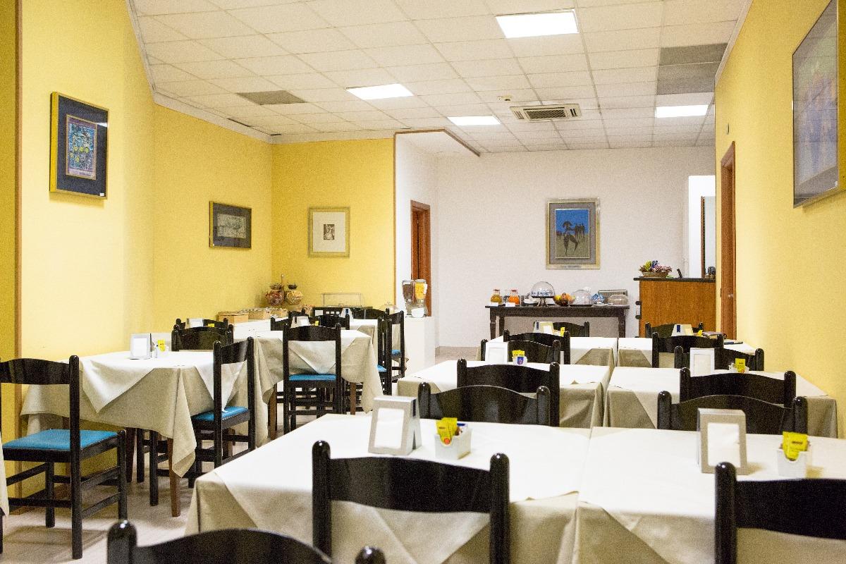 La colazione di HOTEL LEONARDO