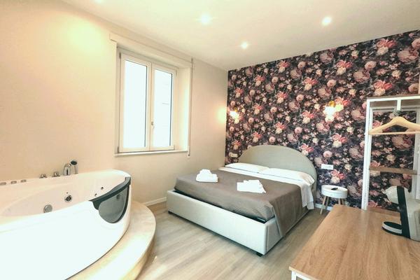 Aurelia Garden Rooms