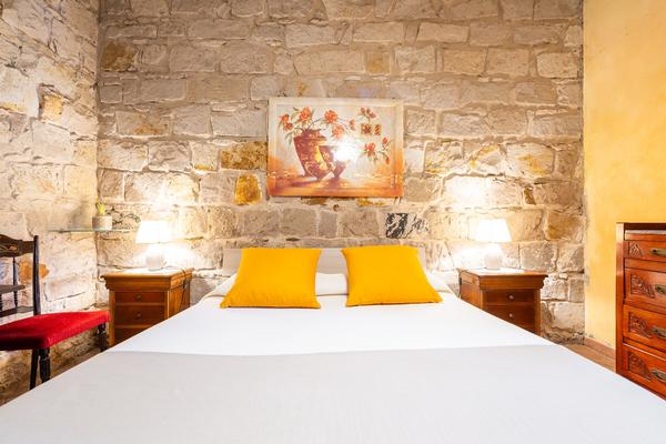 Domus de janas rooms