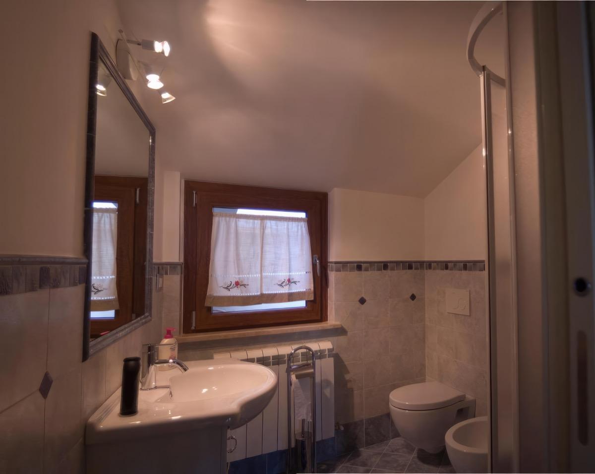 BAGNO CAMERA DOPPIA AZZURRA