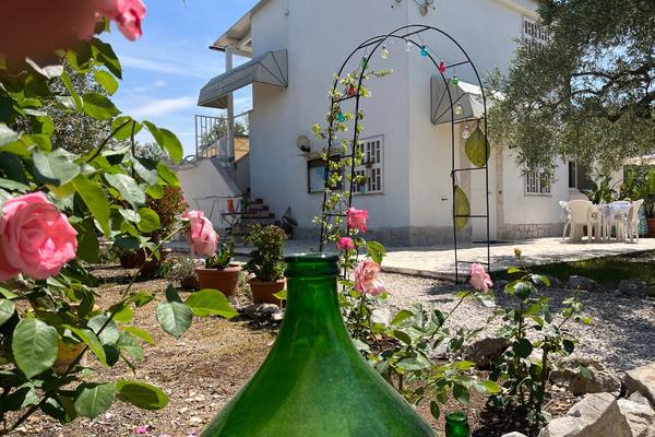 B&B Villa Mediterranea with parking space