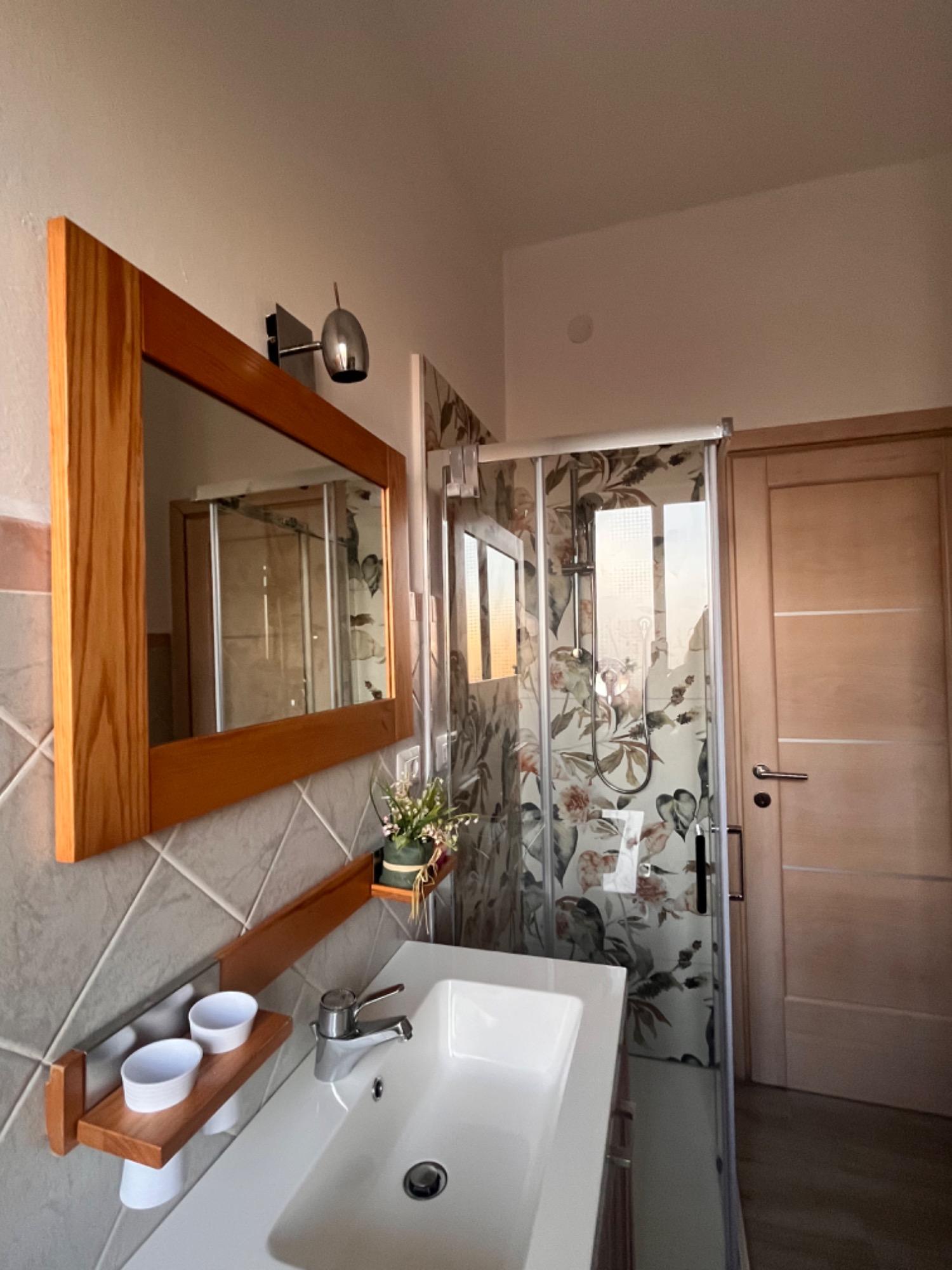 Bagno finestrato ad uso esclusivo