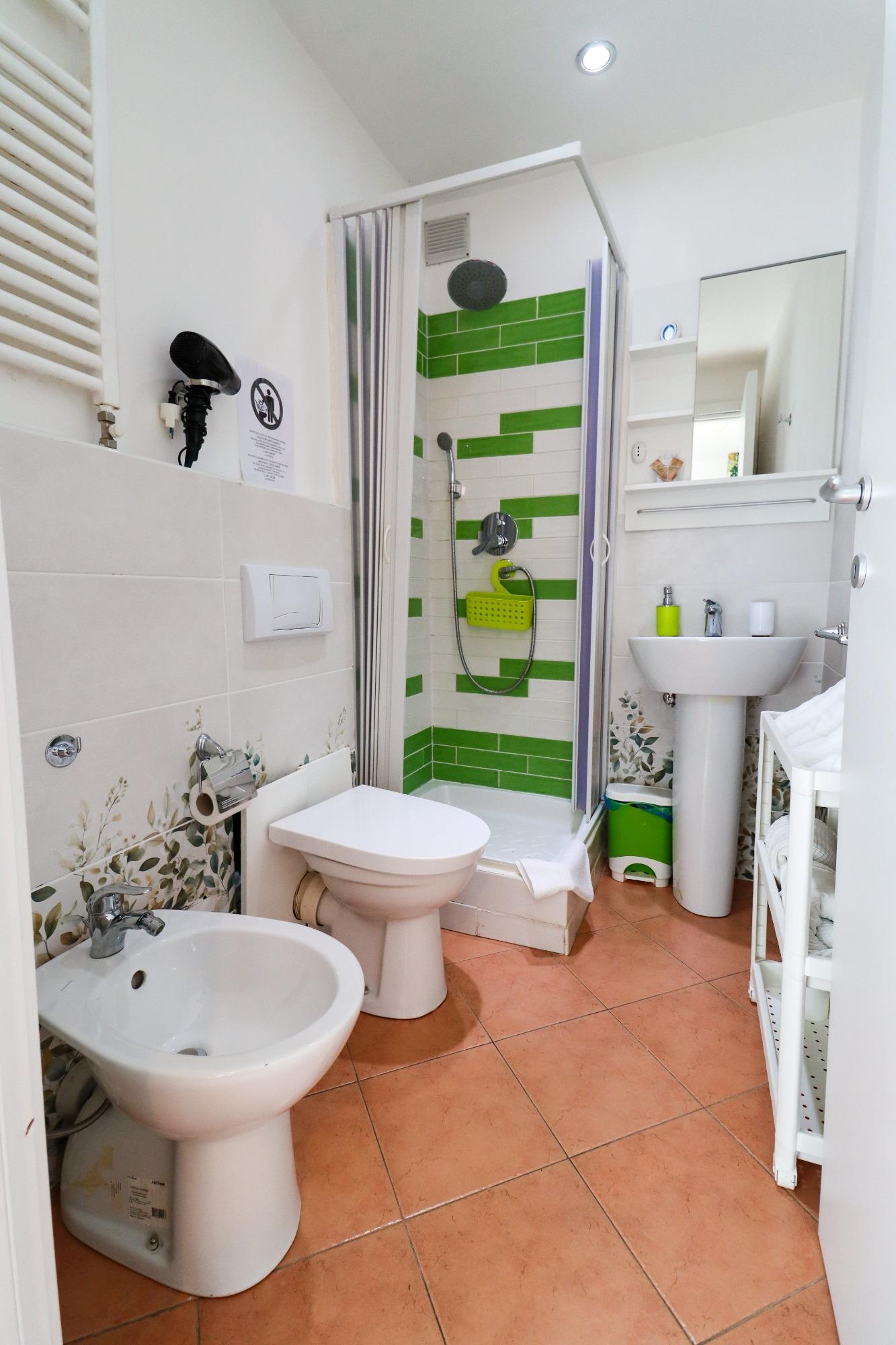 Bagno camera verde