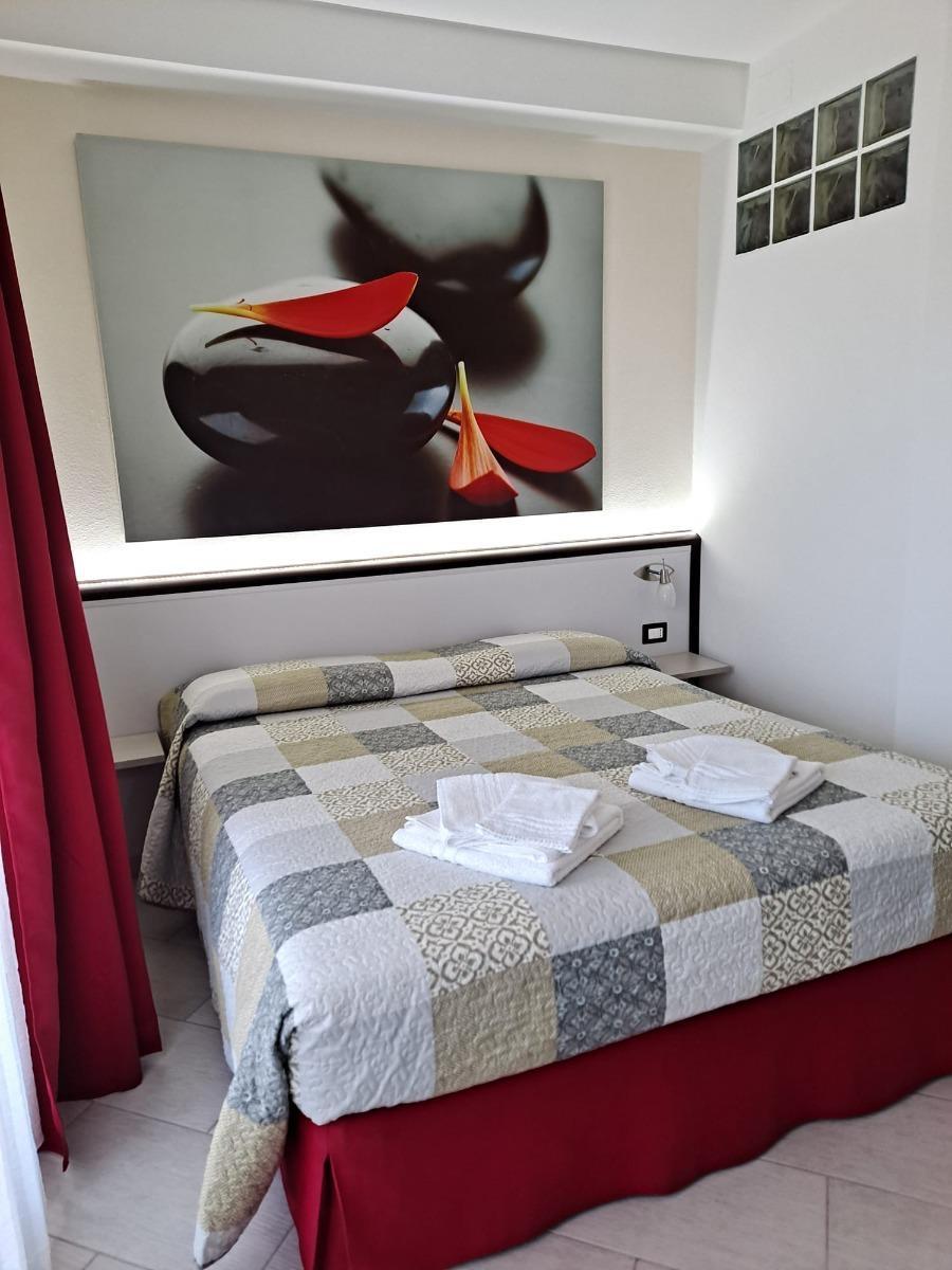 Camera matrimoniale bagno interno