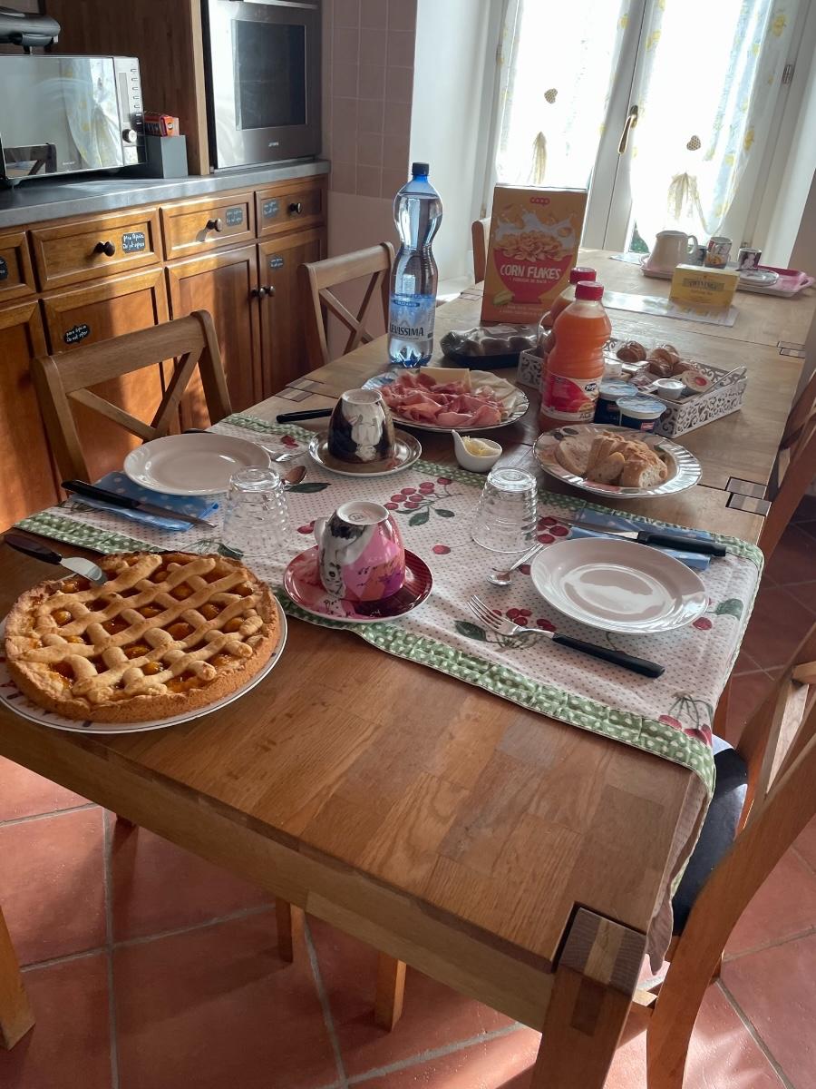 La colazione di LA CILIEGIA BIANCA