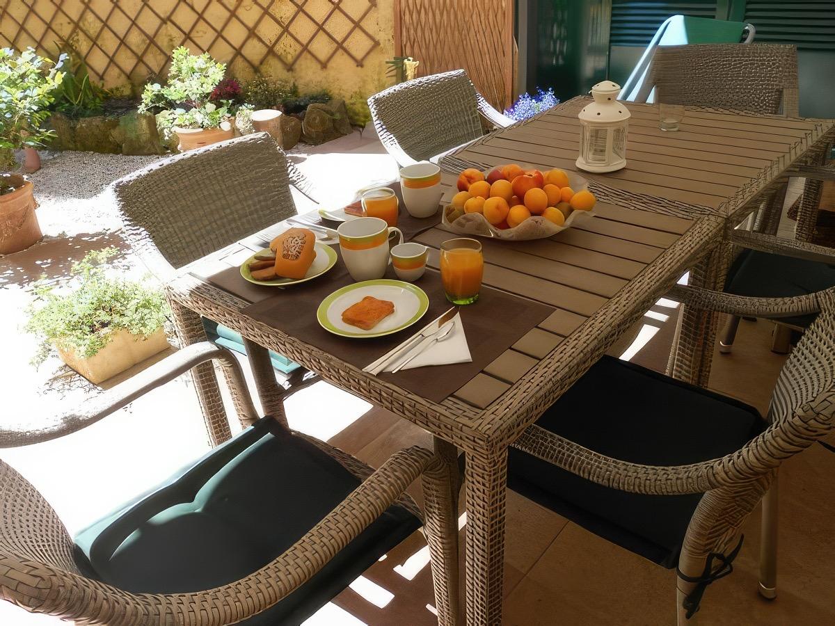La colazione di B&B FIVE