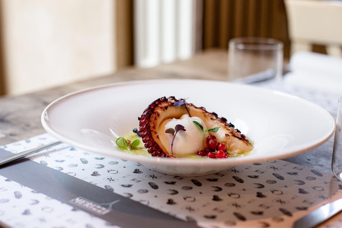 Il ristorante di TIRANO ECO ROOMS
