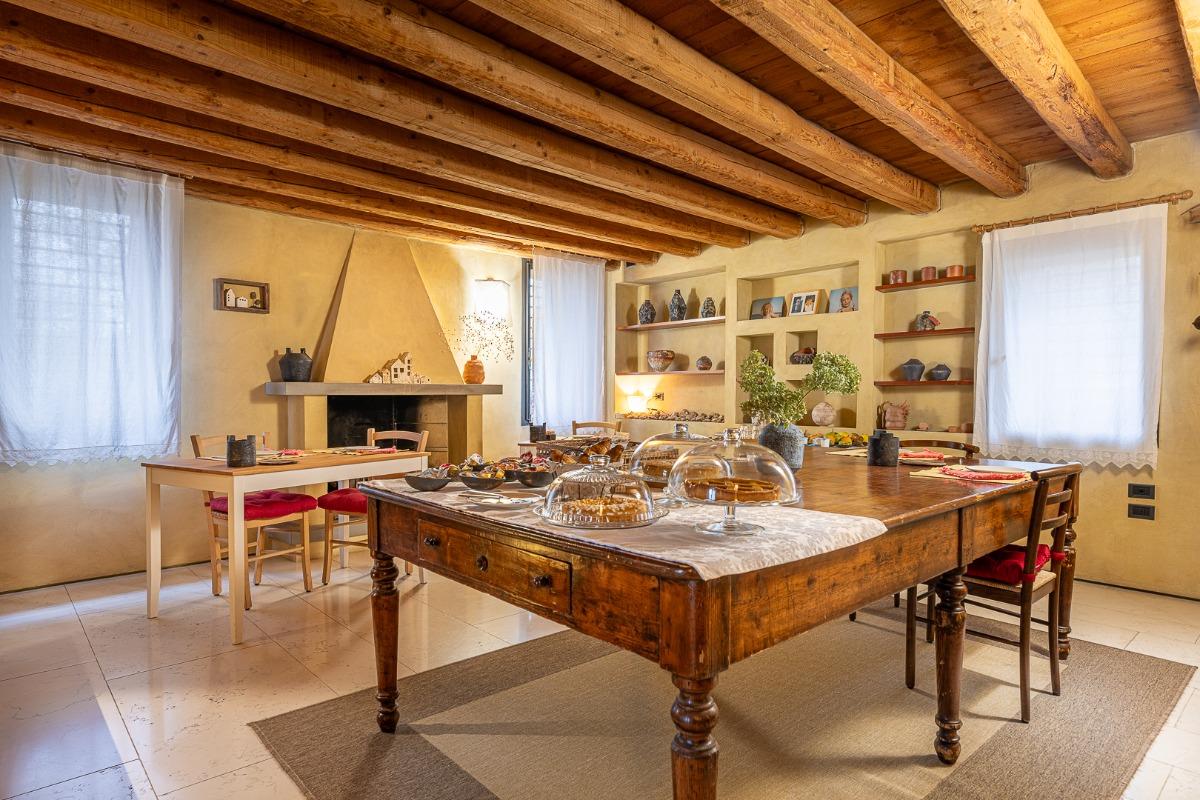 La colazione di B&B AL CANTICO