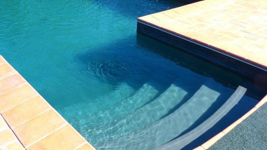 Entrance to the swimming pool