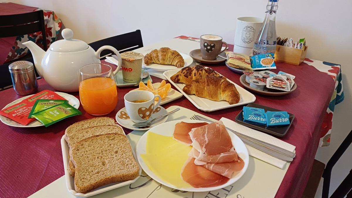 La colazione di B&B MONTÈ