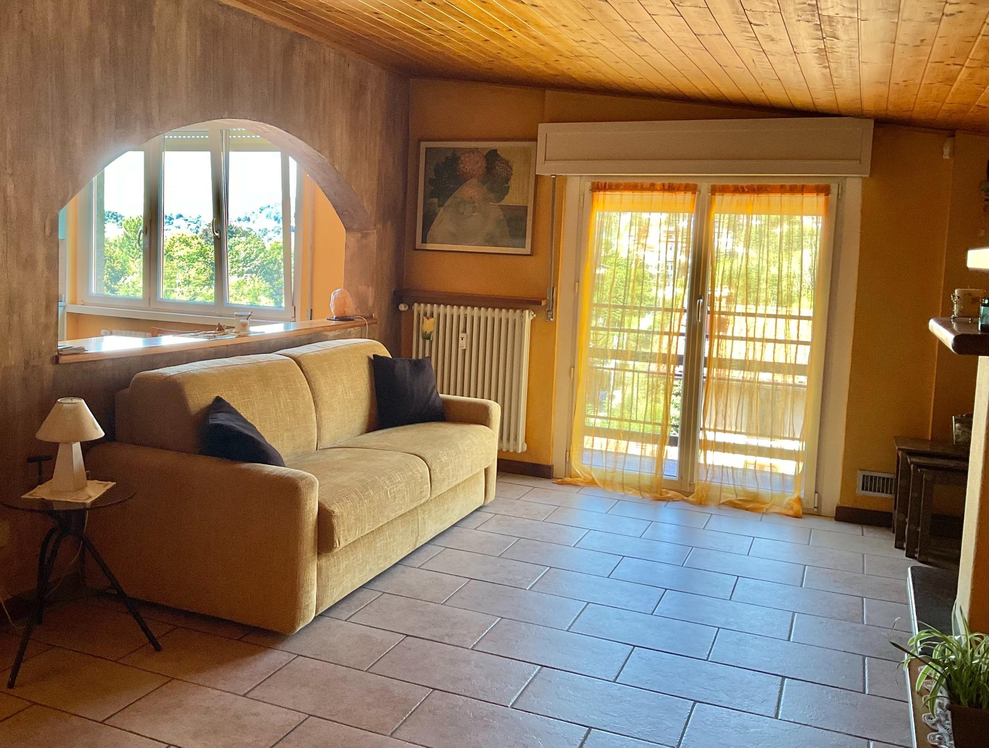 Sala con divano letto