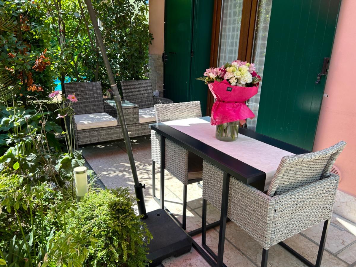 Esterni camera “Aisha “