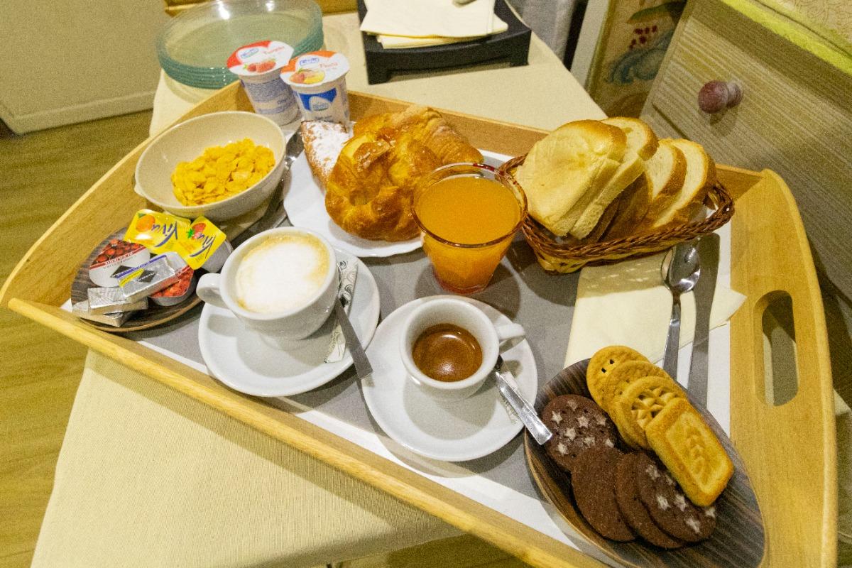 La colazione di CICERONE GUEST HOUSE