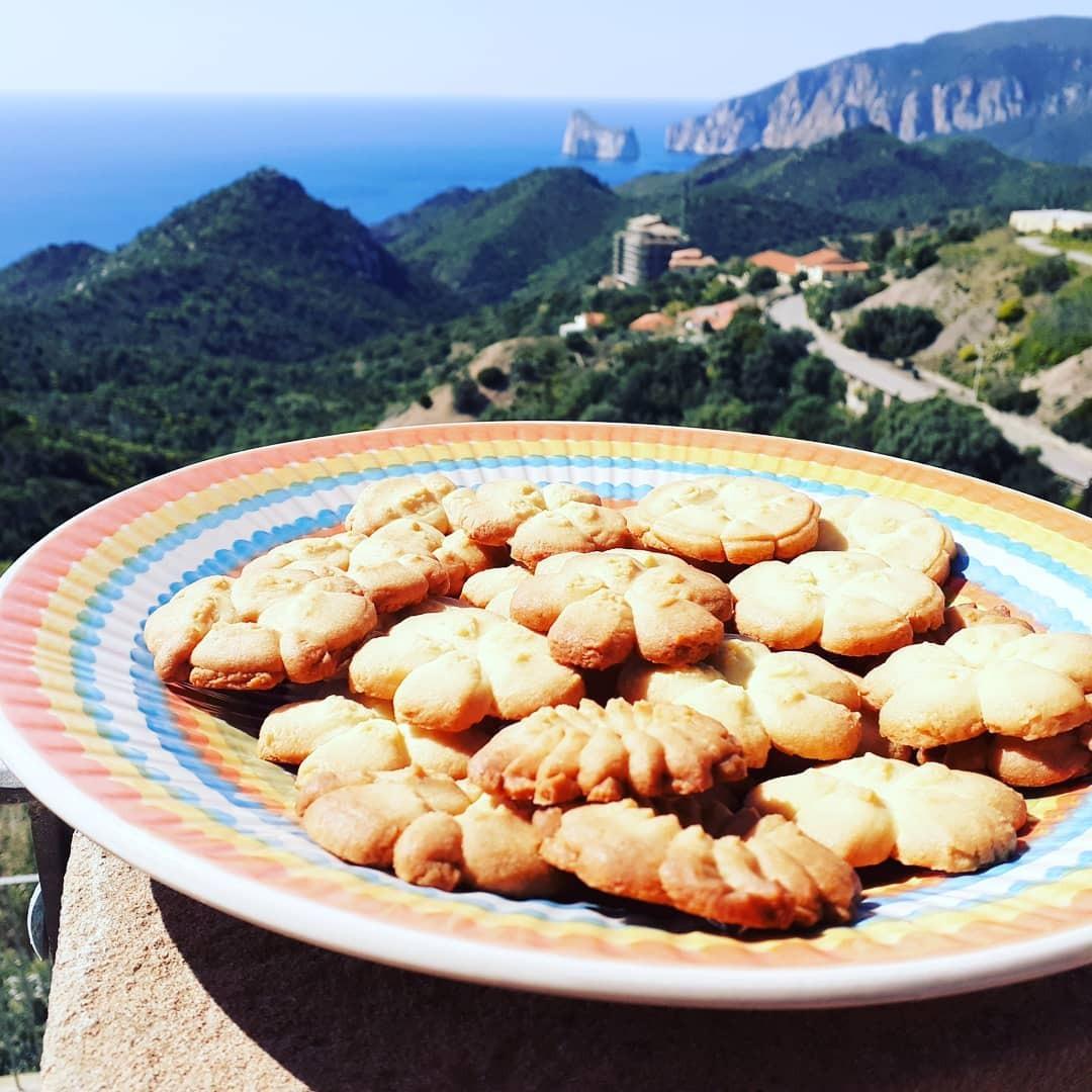 La colazione di B&B PEDRA RUBIA