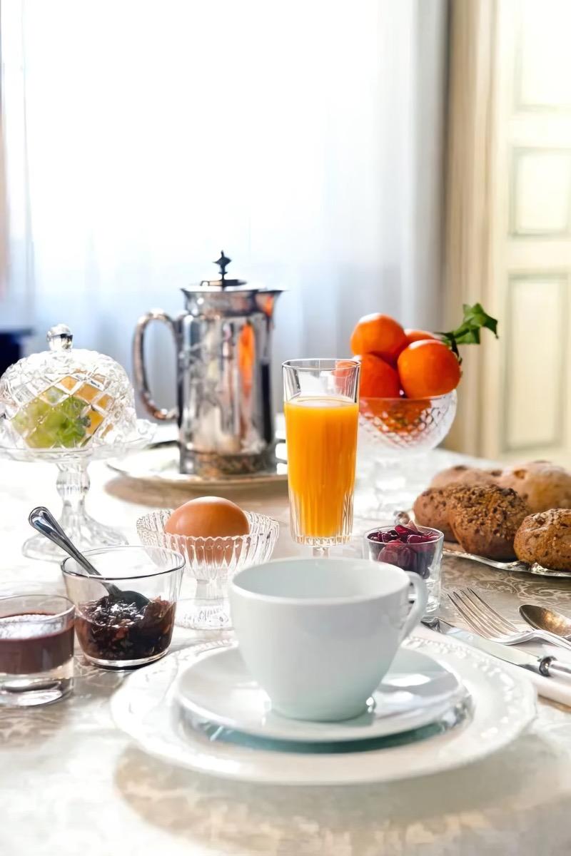 La colazione di B&B AL BATTISTERO D'ORO