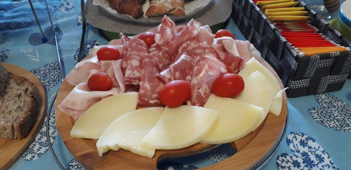 La colazione di B&B VILLA FLORA