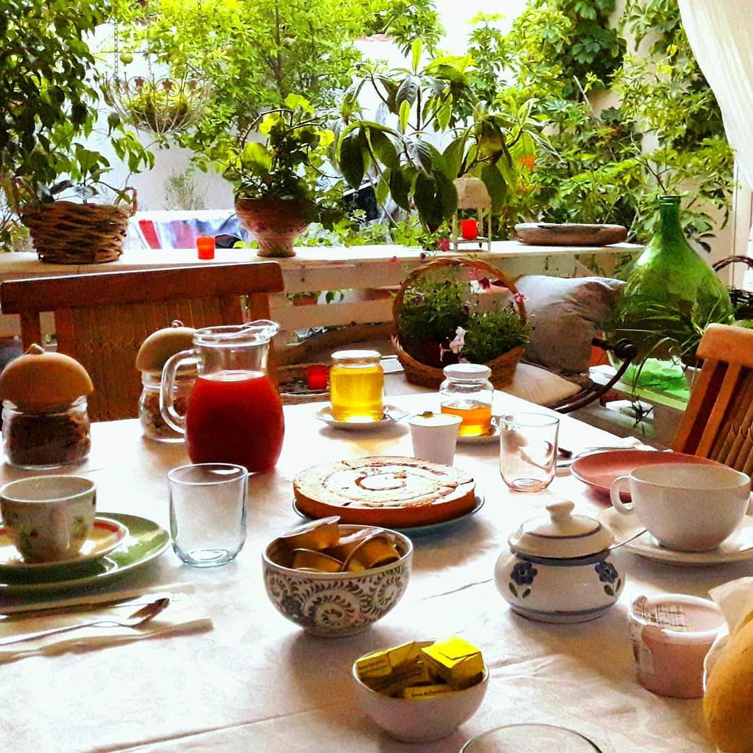 La colazione di IN FONDO ALLA VIA