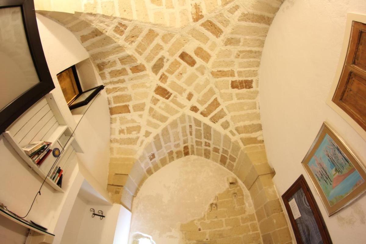 Camera energy soffitto