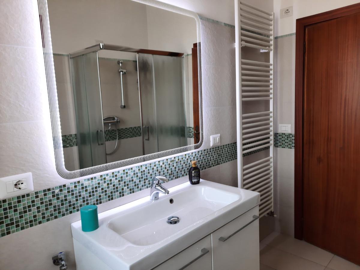 Bagno annesso alla prima camera tripla