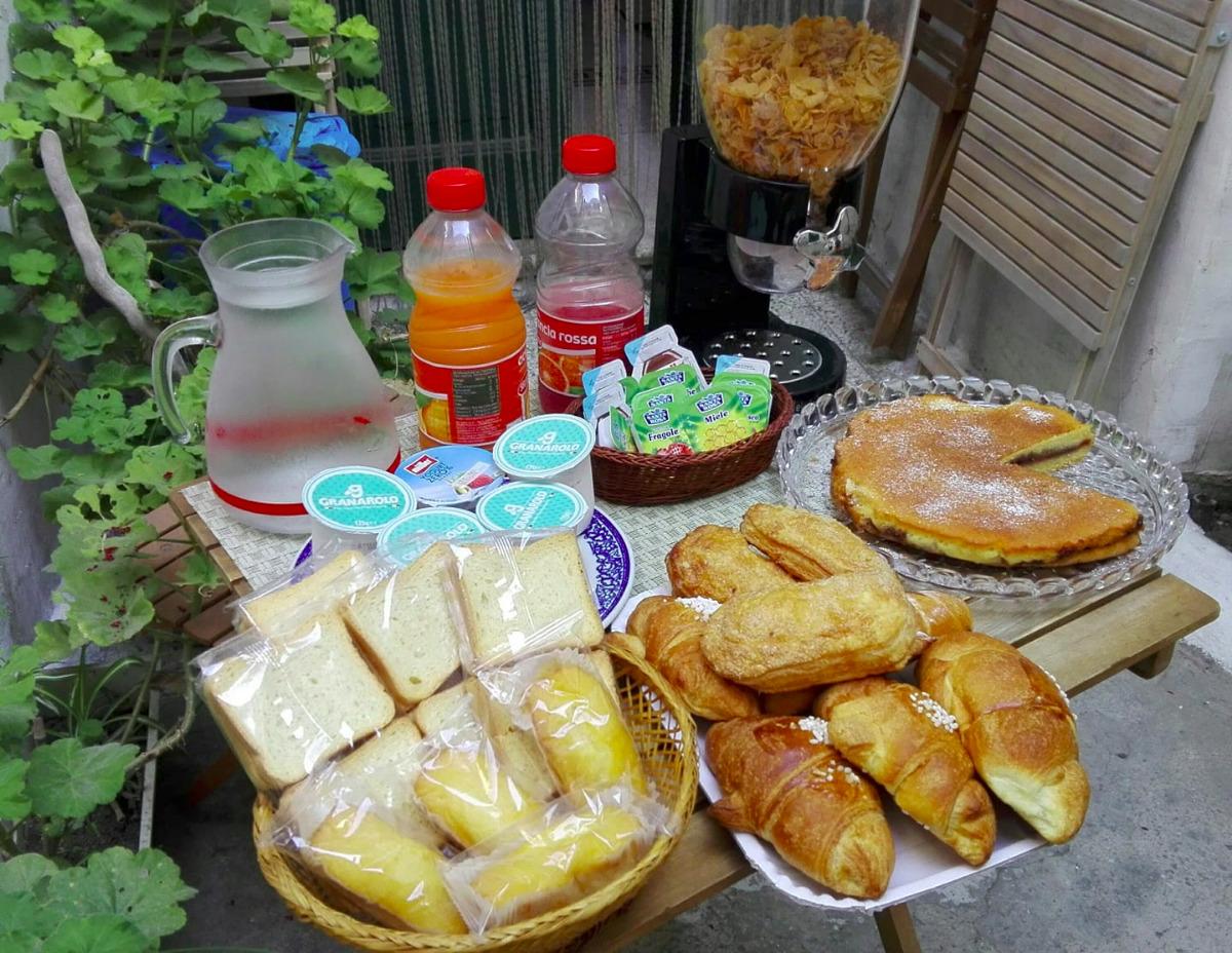 La colazione di B&B IL PATIO