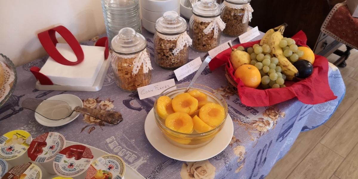 La colazione di B&B PAOLA E FRANCESCO