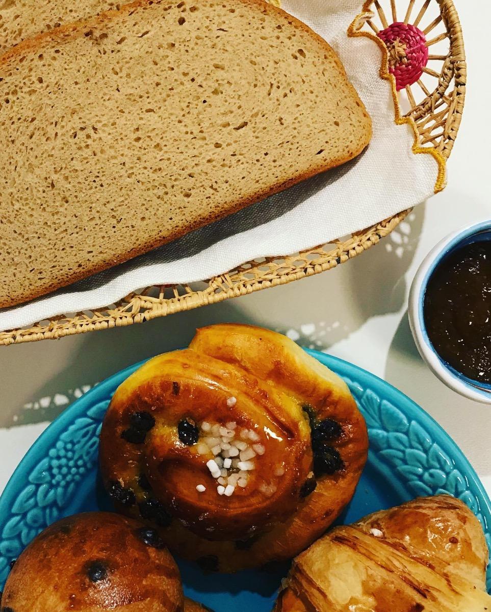 La colazione di MONTEDIDIO UNOÈ B&B