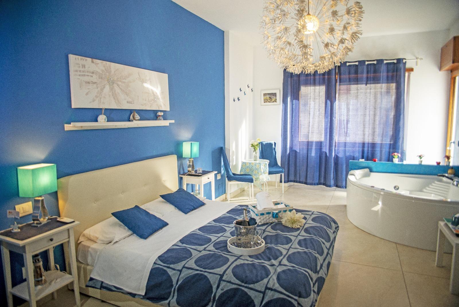 CAMERA ACQUA CON JACUZZI INTERNA ALLA CAMERA