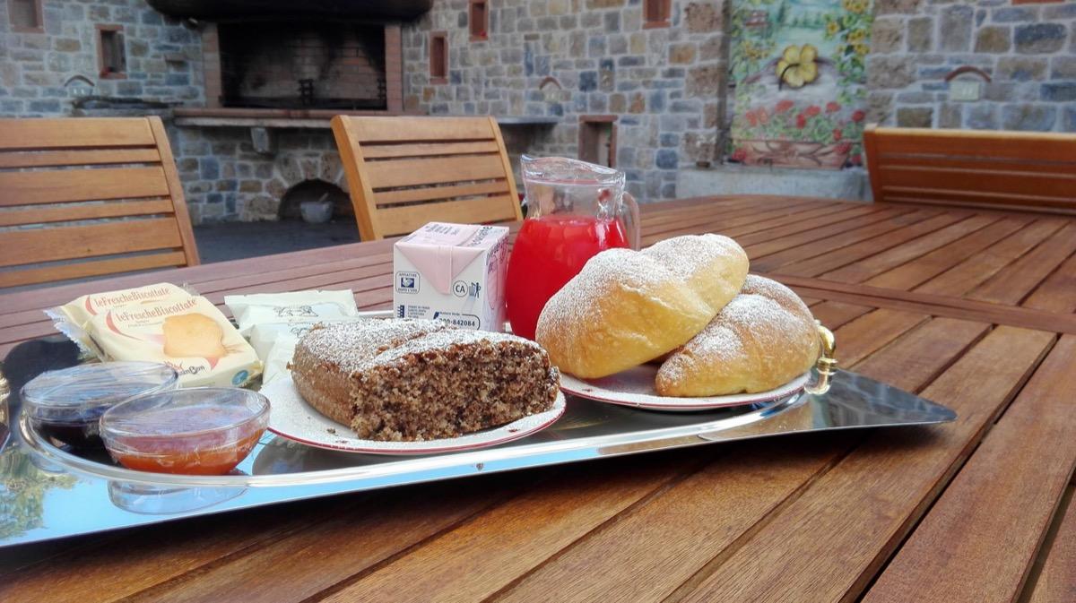 La colazione di AGRITURISMO LA DOLCE MELA